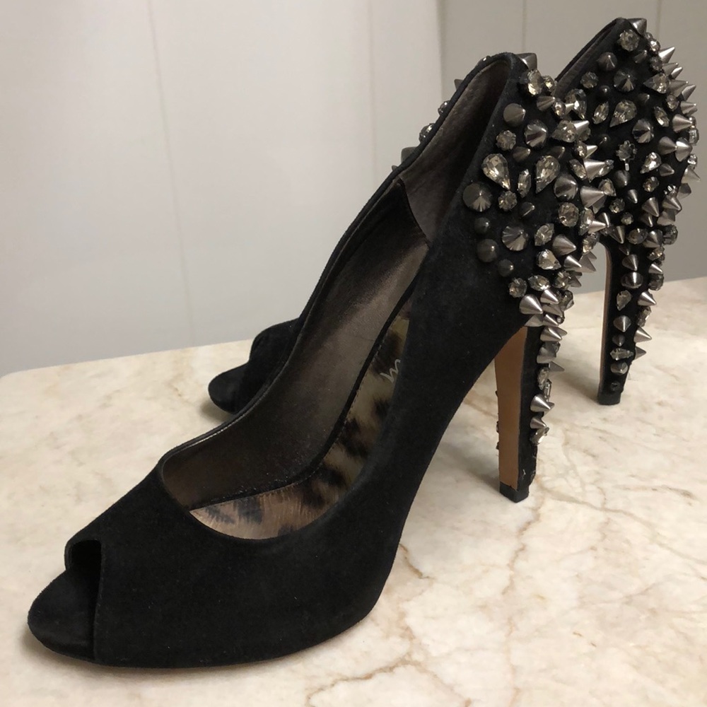 Sexy Sam Edelman Black Suede Peep Toe Heels size 9